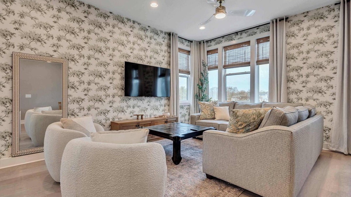 Hurwood Heights House | * New Music City Dream Home! 2 Miles to Broadway *