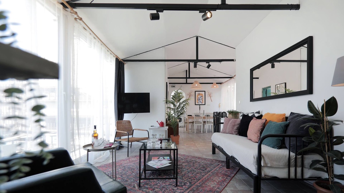 Pera Apartment | NEW! Next to Istiklal Street a Stunning 5BR Duplex