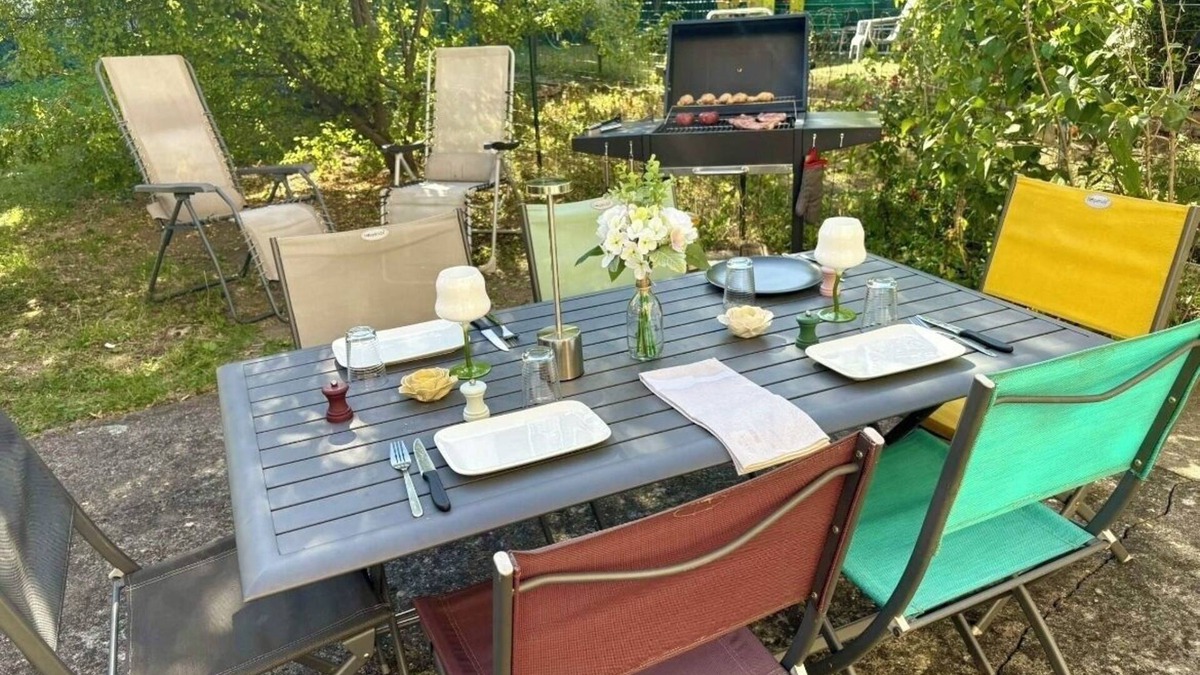 Saint-Pierre - Rene II - Bonsecours Apartment | New/Oasis in the Heart of Nancy with Garden and Free Parking π