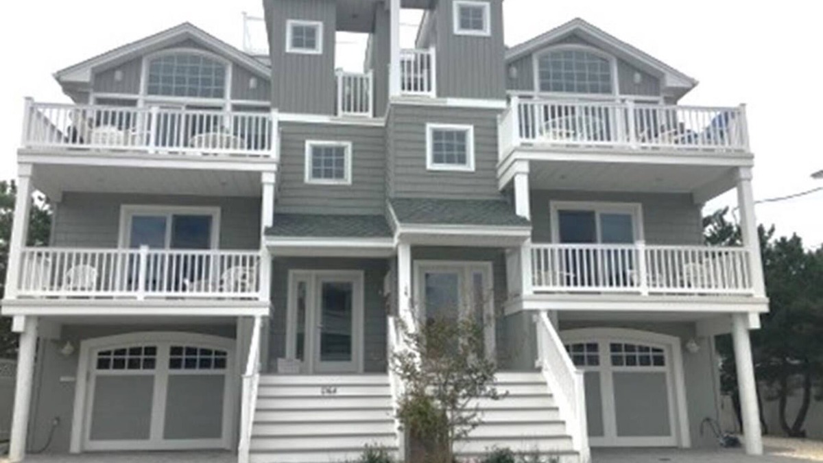 Beach Haven Terrace Apartment | NEW OCEAN BLOCK DUPLEX
