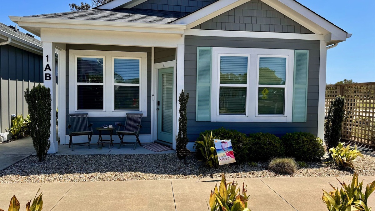 Corolla Light Condo | New Oceanside Corolla Condo, Pool, No Stairs
