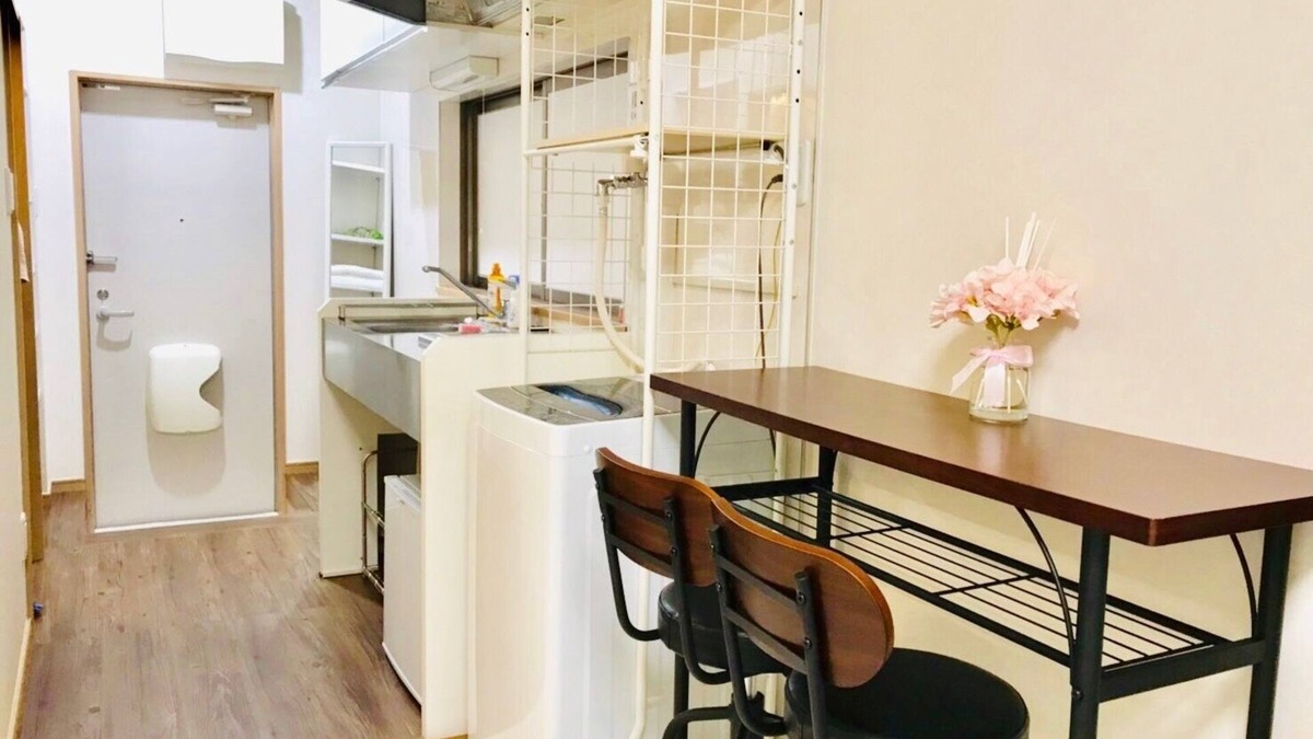 Kitaotsuka Apartment | *NEW OPEN*Clean Cozy room with FREE WIFI. 3 min to IKEBUKURO