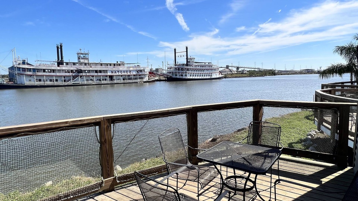 Ponchartrain Park Apartment | New Orleans RV Resort & Marina
