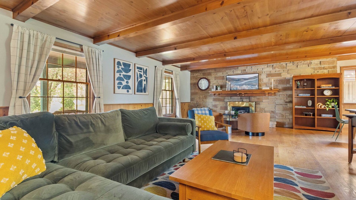 Wausau Cottage | NEW OWNER SPECIAL>Cottage on 6th