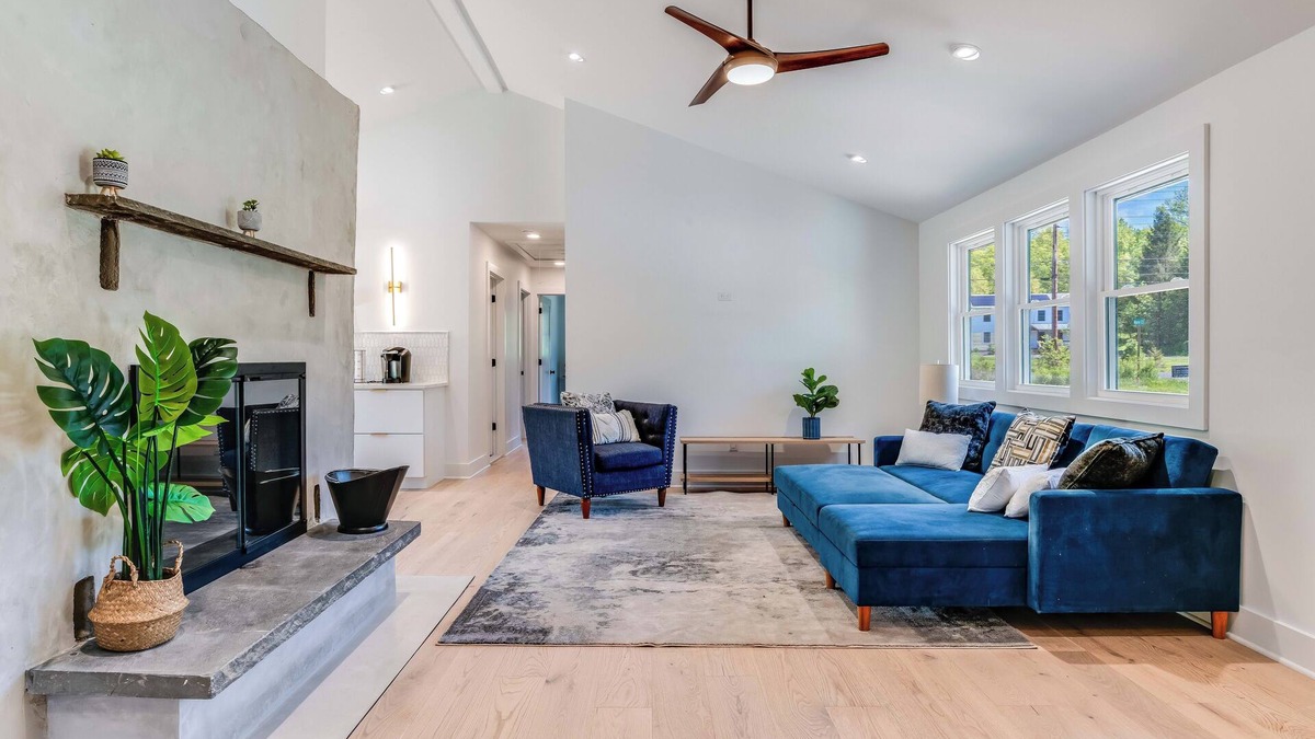 New Paltz House | New Paltz Modern Zen Cabin