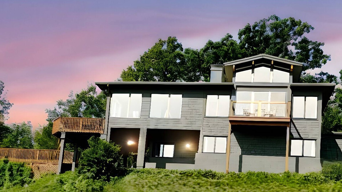 Naples House | New! Panorama Lakeview Place: Canandaigua Lake escape w pool, game room & more!