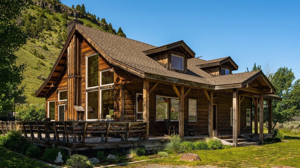 Pray House | New! Paradise Valley home with incredible views