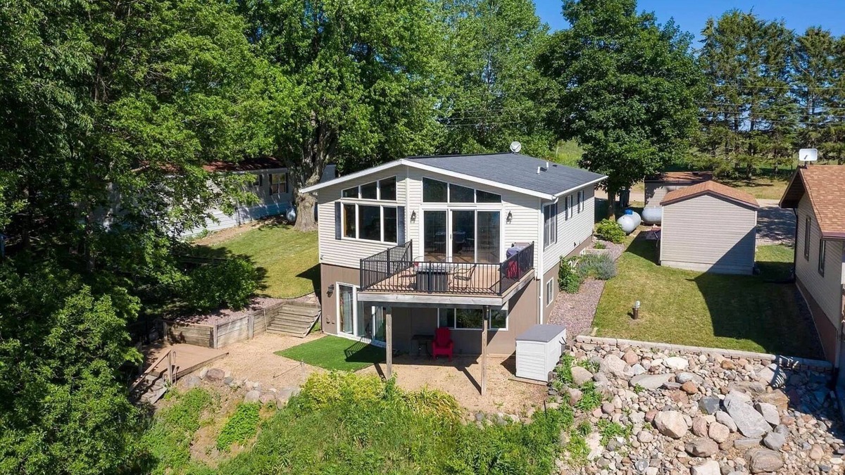 Elysian House | NEW! Peaceful Lake Home on Swede's Bay Lake