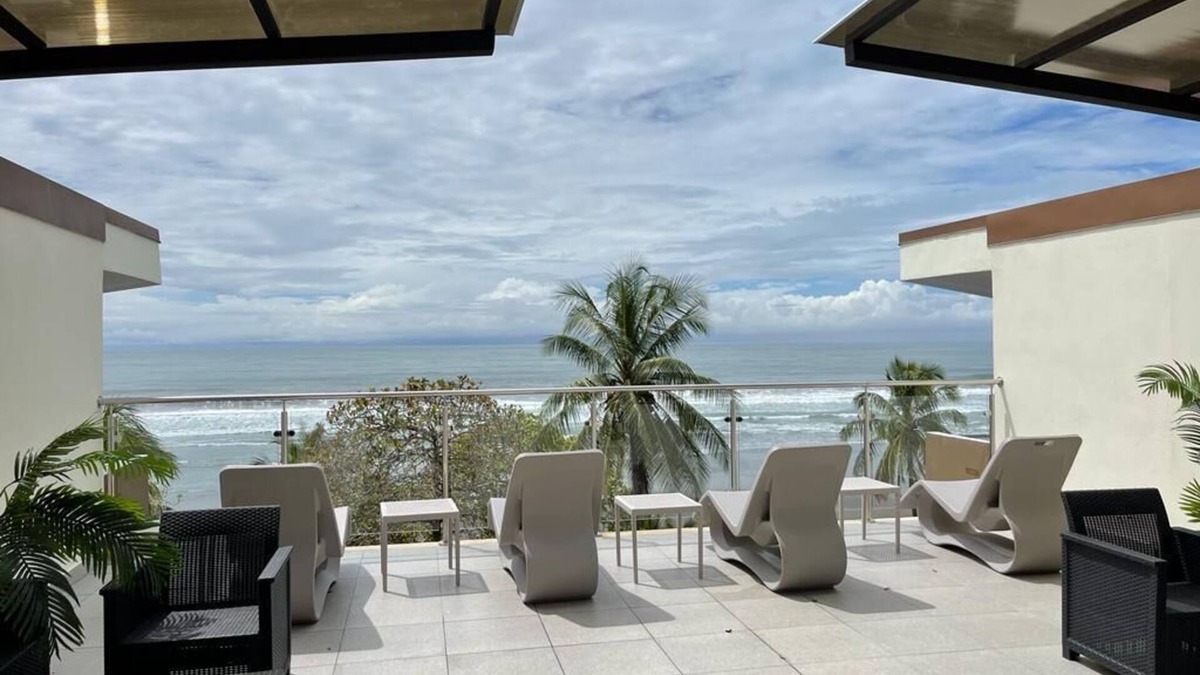 Bejuco Condo | New Penthouse Condo @ pristine Bejuco Beach