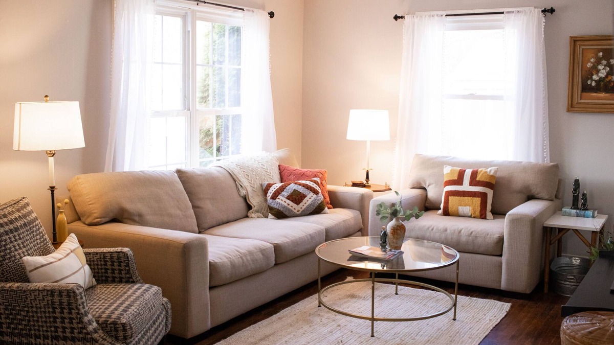 Creston Heights House | NEW! Perfect for Professionals, Family and Friends- Convenient To All of GR!