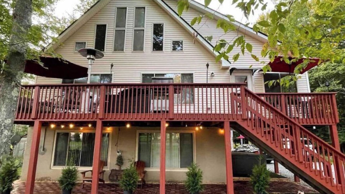Lake Ariel House | New: Poconos Spacious Paradise in The Hideout