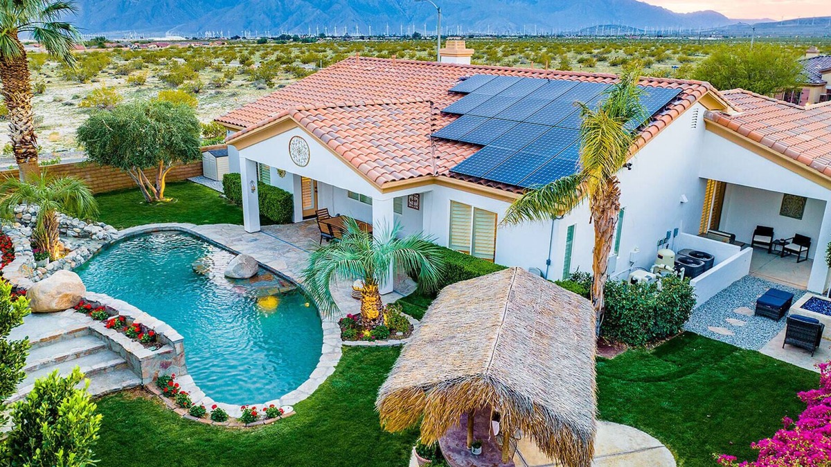 Desert Hot Springs House | NEW: Pool, Spa, Tiki Bar, Mini Golf, Firepit, Desert Views