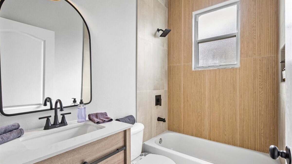 Meadow Pointe House | NEW! Poolside Oasis - Spacious Modern Home - Pool Home Just RENOVATED!