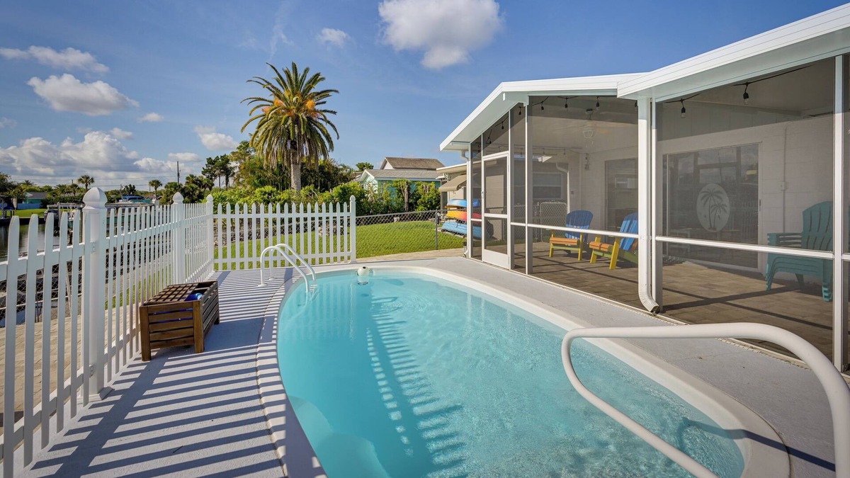 Flor-a-mar House | New Port Richey Oasis w/ Private Pool!