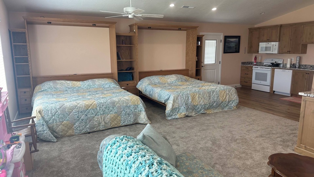 Hurricane Apartment | New Private Guesthouse!