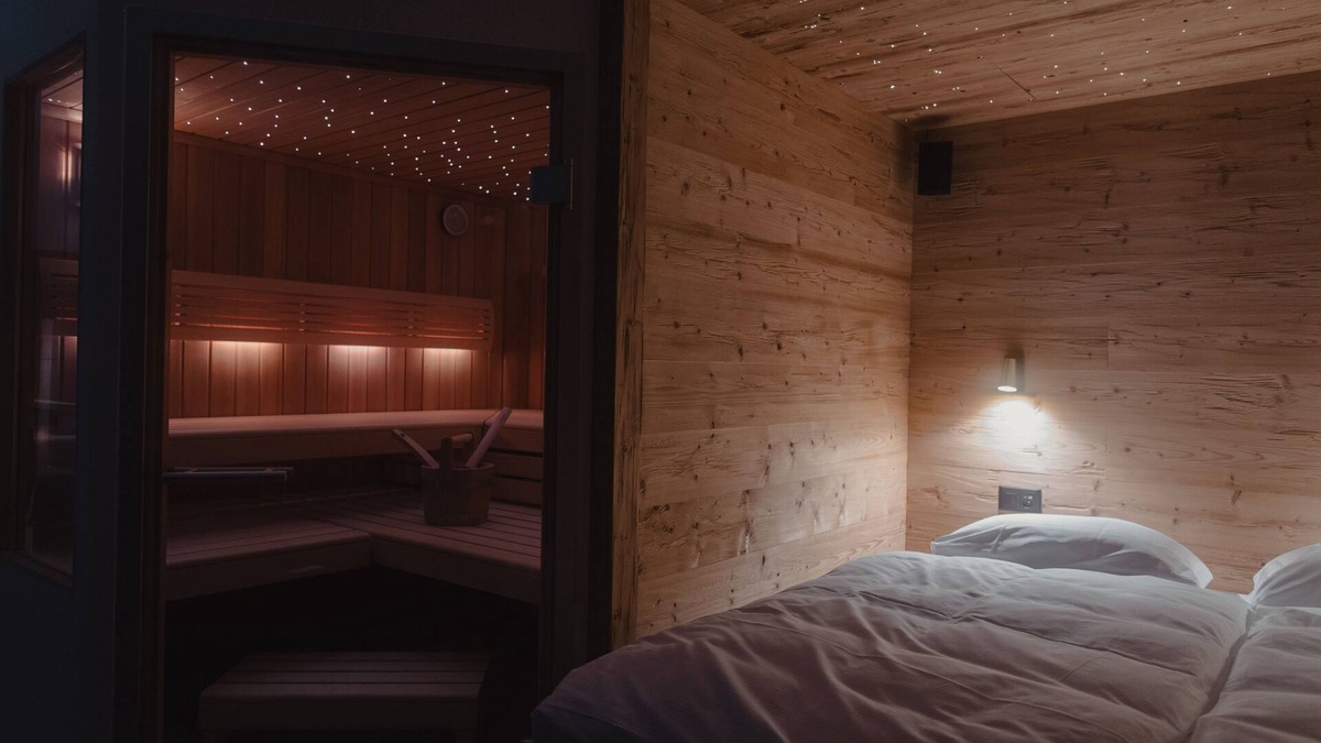 Lucerne Apartment | NEW! Private Spa-Suite in Luzern