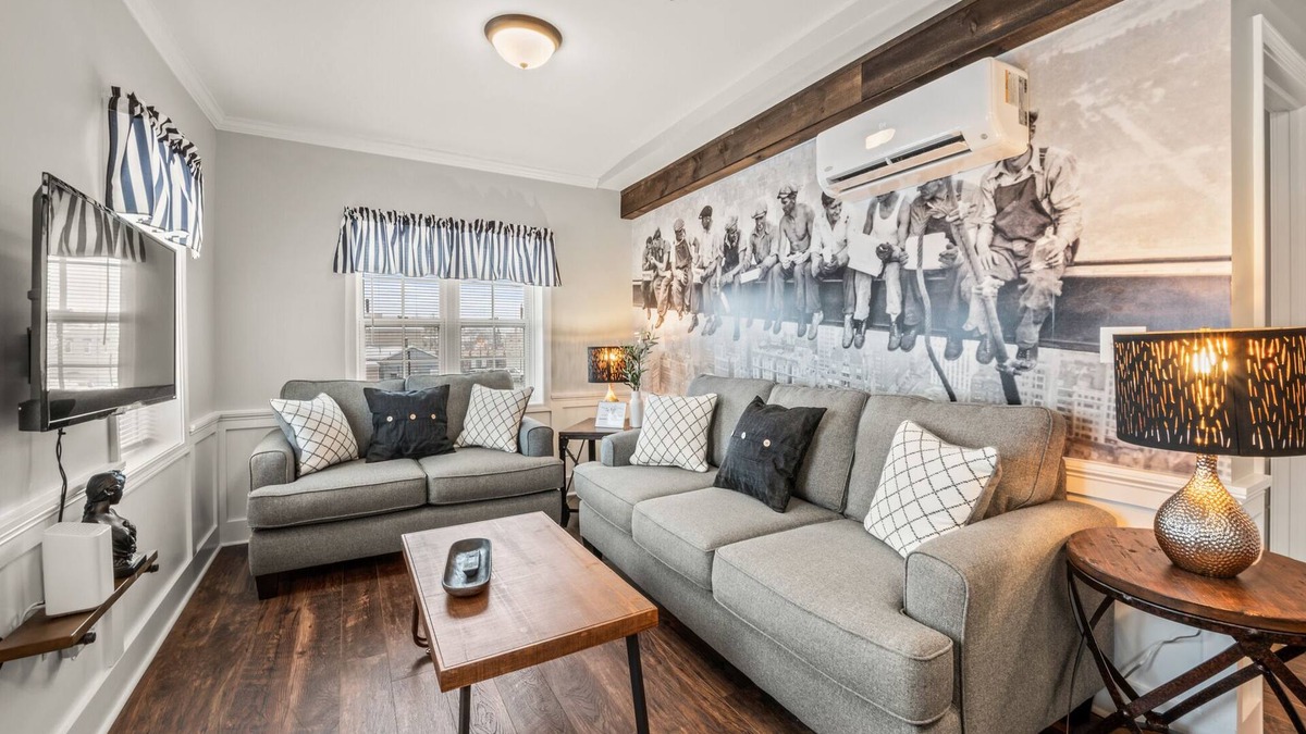 Wallingford Center Apartment | New Railside Residents