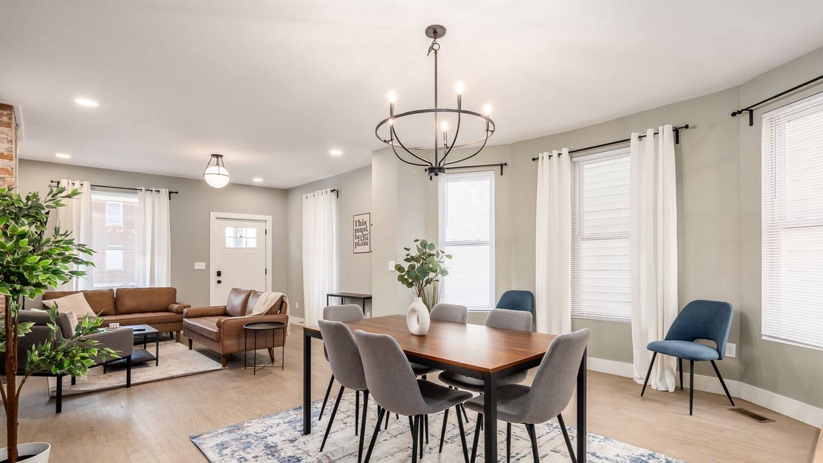 Olde Towne East House | New Reno 3 BR/2BA 1mile to Children's Hospital