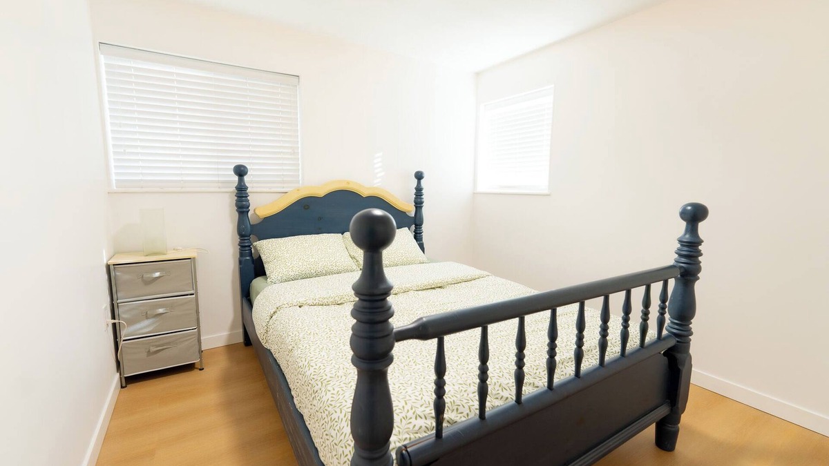 Fraserview House | New Reno 3B Home in Prime Location w/Free Parking & Close to Bus Stop