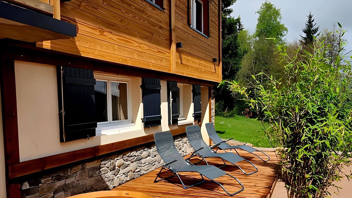 Gerbepal Ski Chalet | New: renovated chalet for rent near Gérardmer mountain view enclosed grounds