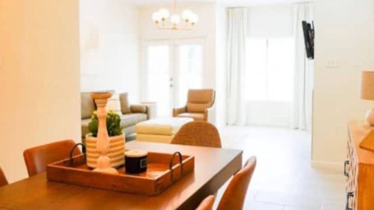 George Bush Park/Eldridge Condo | New renovated condo/lake view in Energy Corridor