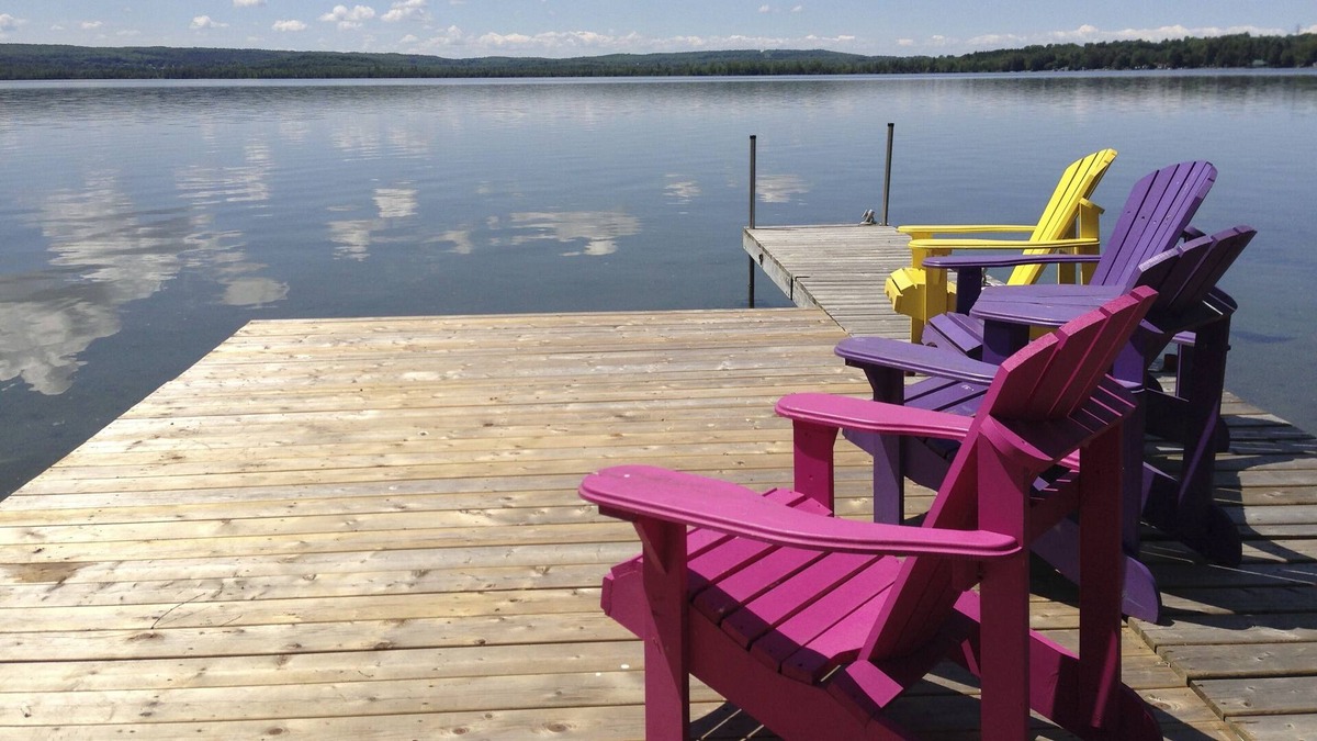 Oro-Medonte Cottage | New Renovated Waterfront Cottage Orillia 1hr from GTA -Summer 2023 Availability!