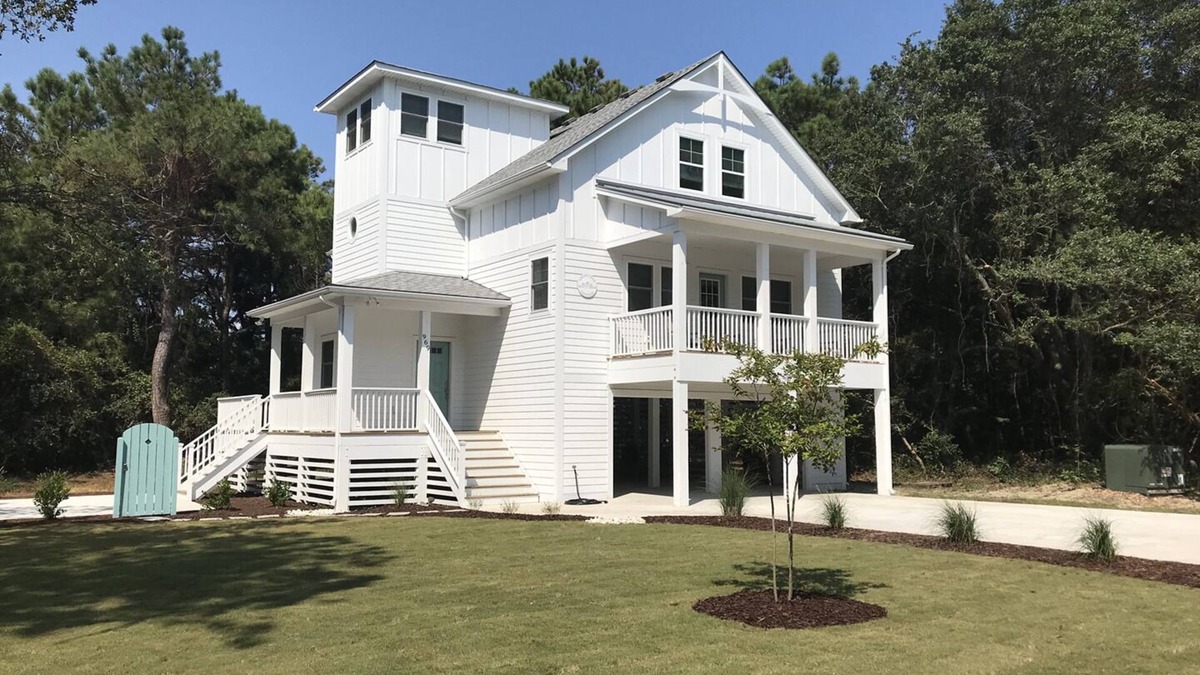 Monteray Shores House | New Reservations for Aug/Sept Enjoy dinner on us with $100 gift certificate delivered to your hom.