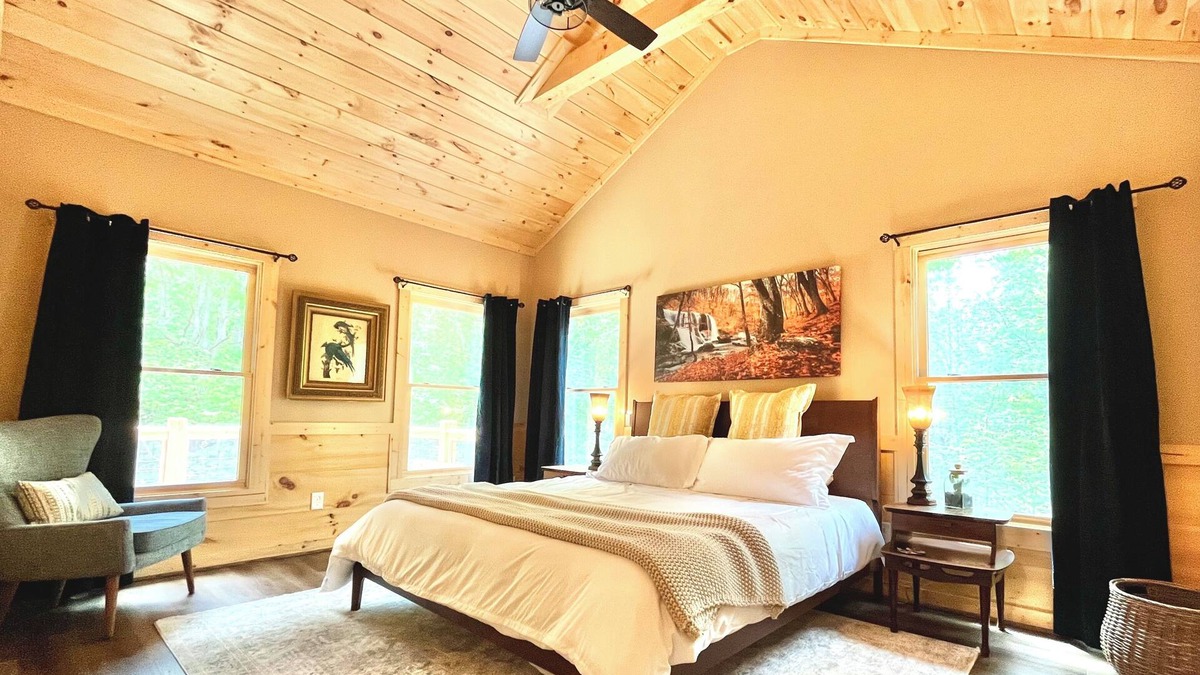 Ellijay Cabin | New - Resort & River Access - Fire Pit - Wildlifen