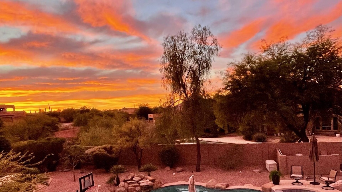 Las Sendas House | New! Resort-style Las Sendas. Pvt Heated Pool/Spa, Golf, Fam friendly backyard!