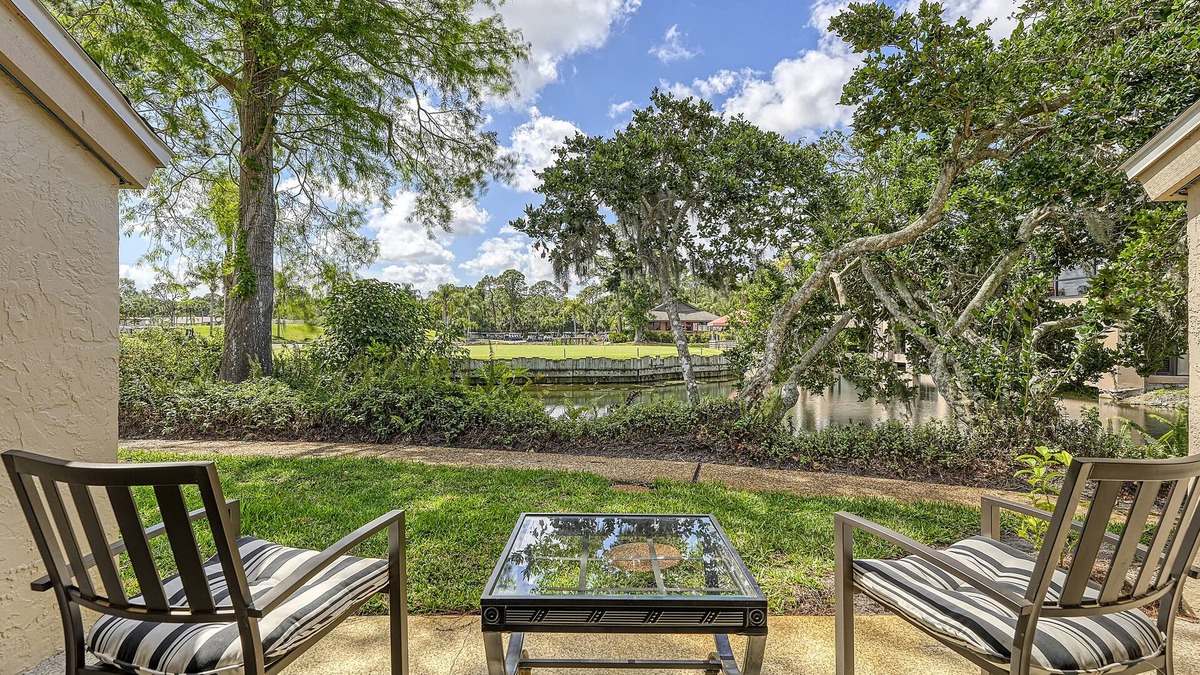 The Meadows Condo | NEW! Restful condo Pond & Golf Views The Meadows
