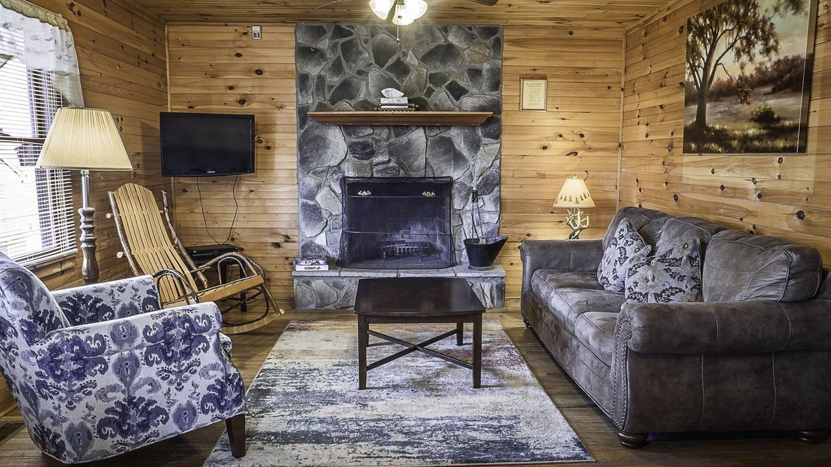 Hico Cabin | New River Gorge Cabin, hot tub and fireplace at the best area prices