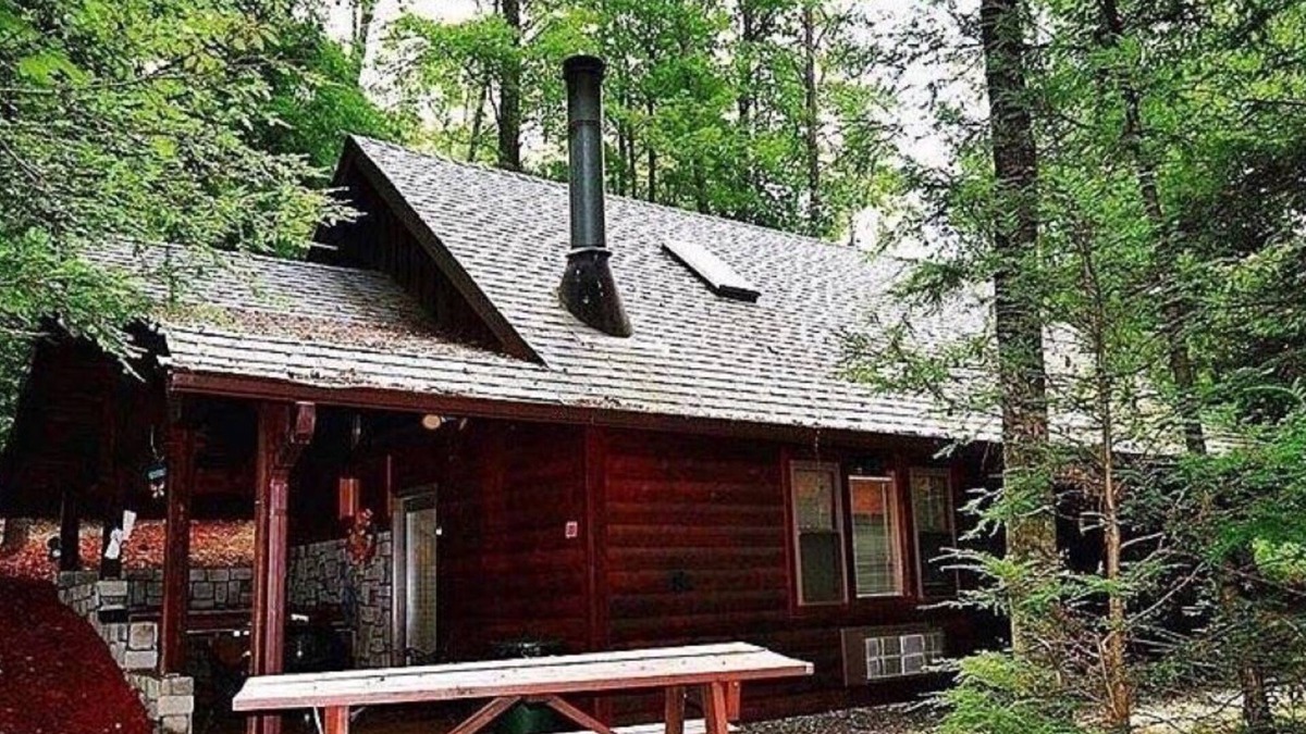Lansing Cabin | New River Gorge Cabins-The Gathering Place Near New River Gorge NP & Preserve.