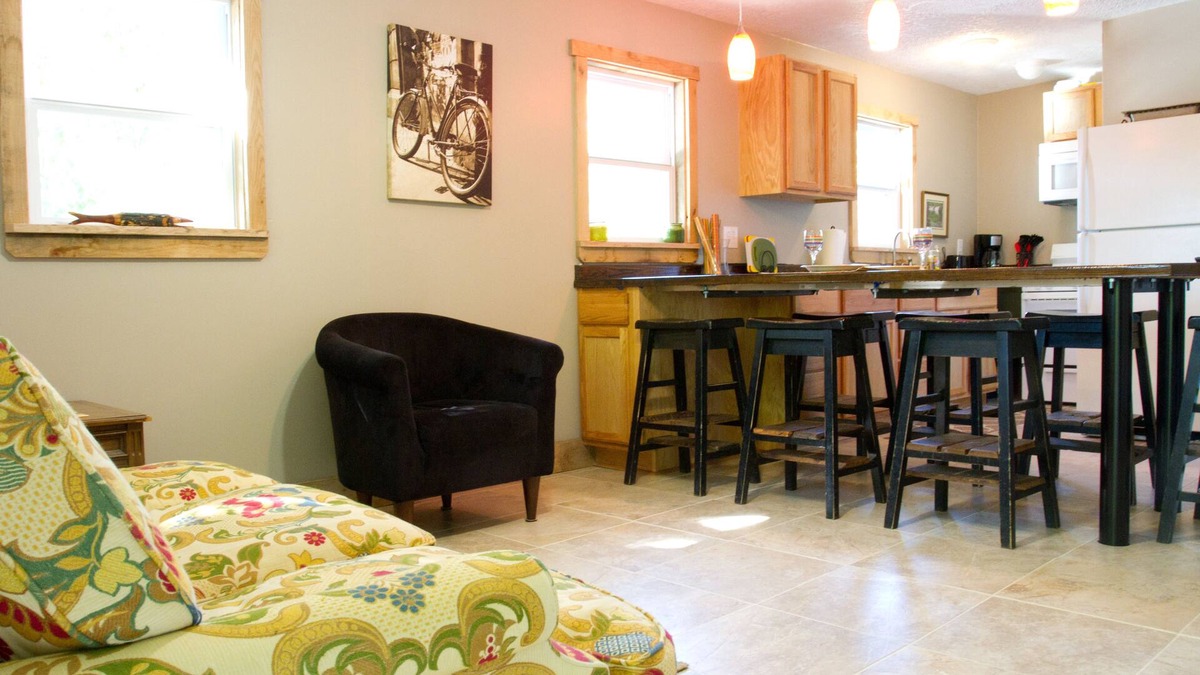 Summerlee House | New River Loft, 3224 Court St. Fayetteville. Come enjoy the Gorge.