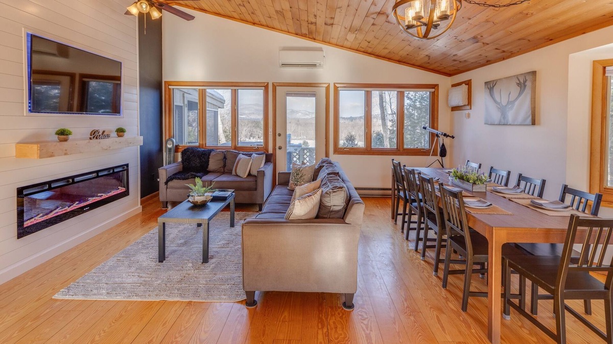 Thornton House | NEW! Scenic White Mountains Retreat