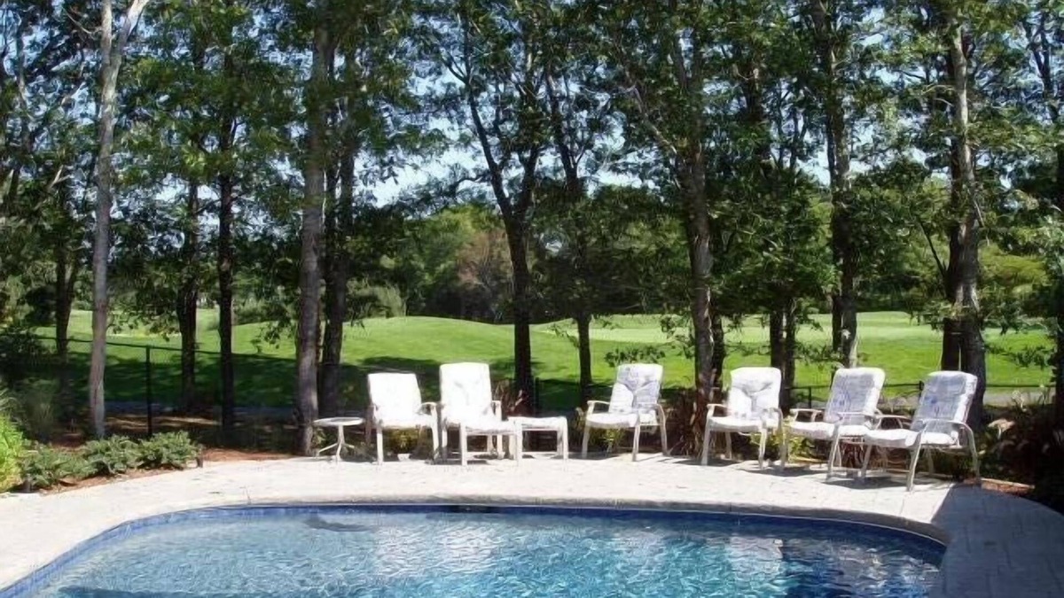 Mews Village House | New Seabury Pool Home