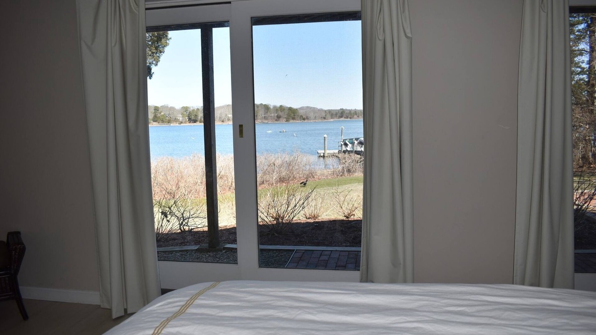 Summersea House | New Seabury Water Front Home With Dock
