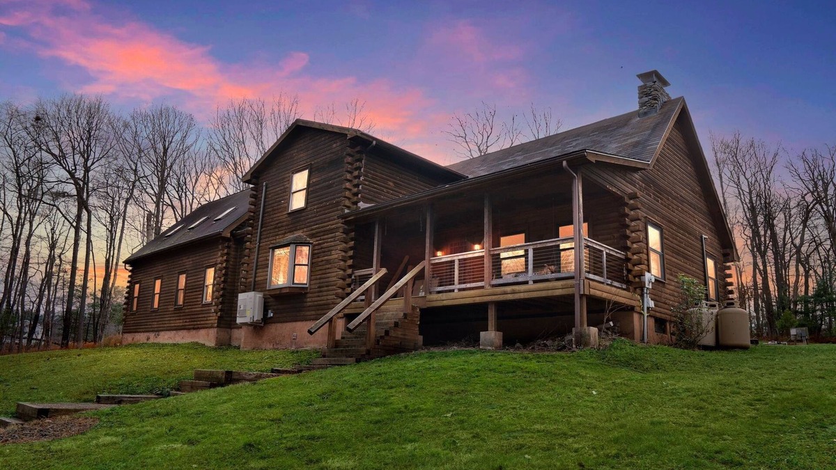 Kunkletown House | NEW! Secluded Forest Cabin Retreat with Pool & Hot Tub