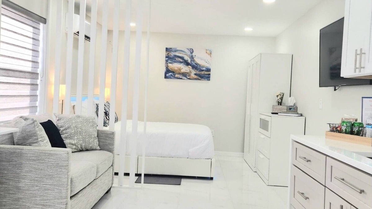 Bloomingdale Apartment | New! Serenity Villa. Cozy and modern. Enjoy Florida and rest happy!