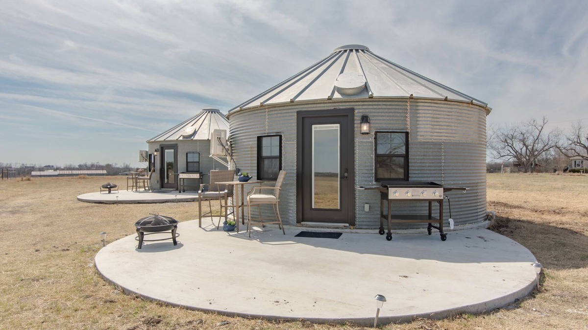 Bell County House | NEW! Silo Inn - Spice Studio Bungalow - Pets Allowed