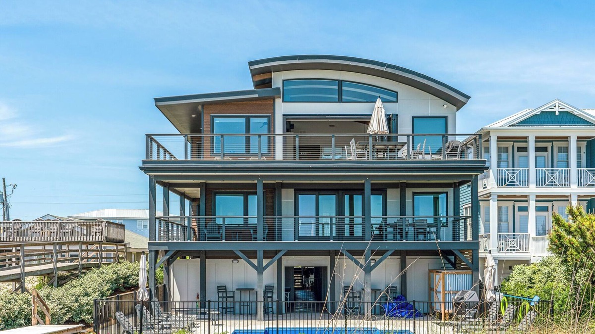 Carolina Beach House | New! Sleeps 29, Pool! Contemporary Oceanfront, Sweeping Views, both duplex units