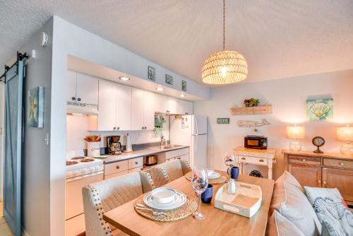 New Smyrna Beach Apartment | New Smyrna Beach Condo with Pool and Beach Access!