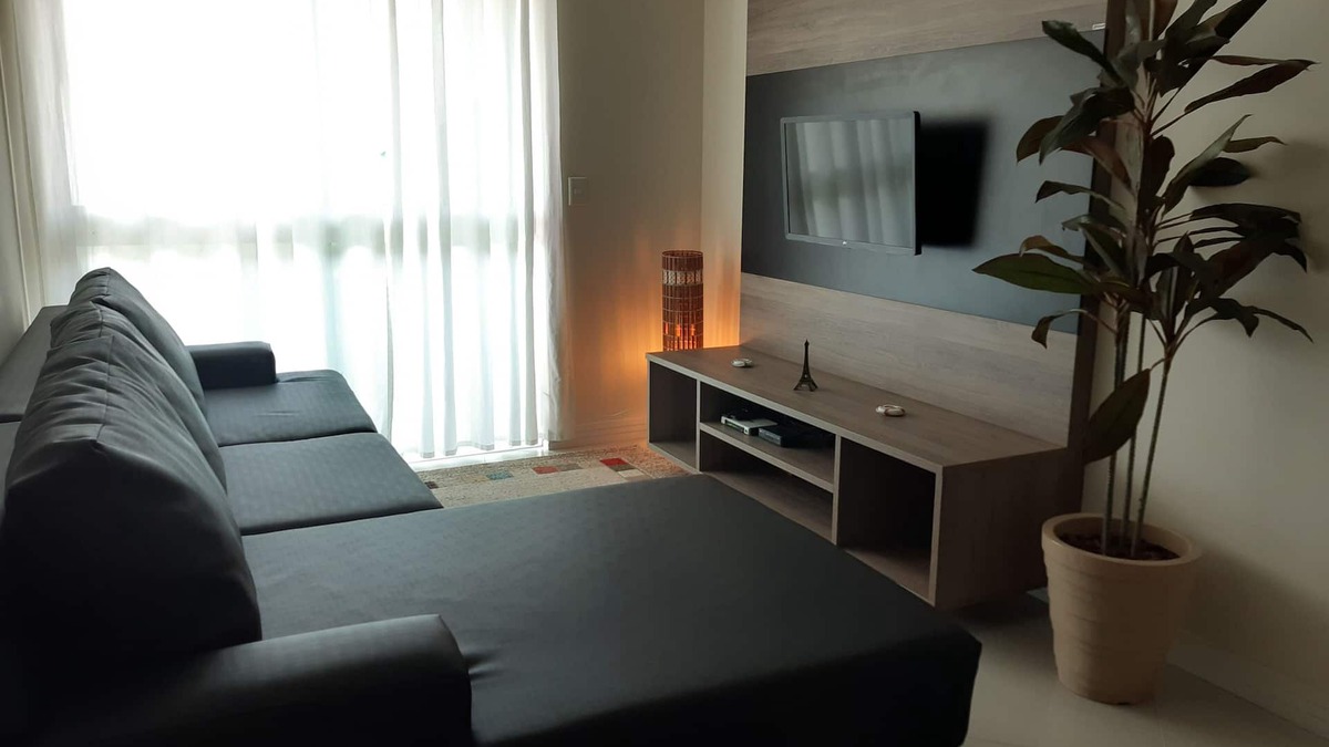 Centro Apartment | New, spacious apartment. IN PRAIA DE BOMBINHAS CENTRO, 100 mt from the sea, great location