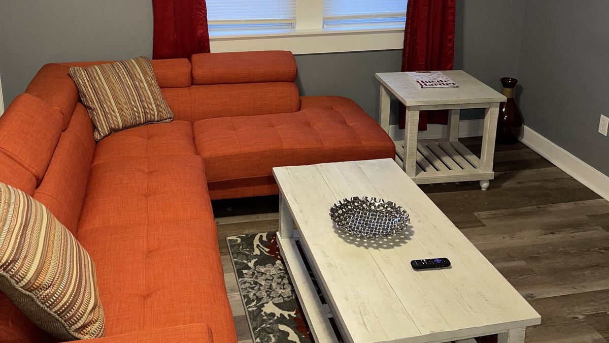 Chester House | New Spacious, Cozy, Clean, Sanitized Home for you! Bring the whole family!