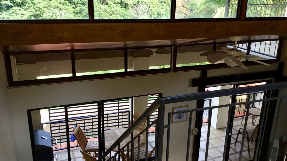 Desamparados House | New Spacious House Near the airport