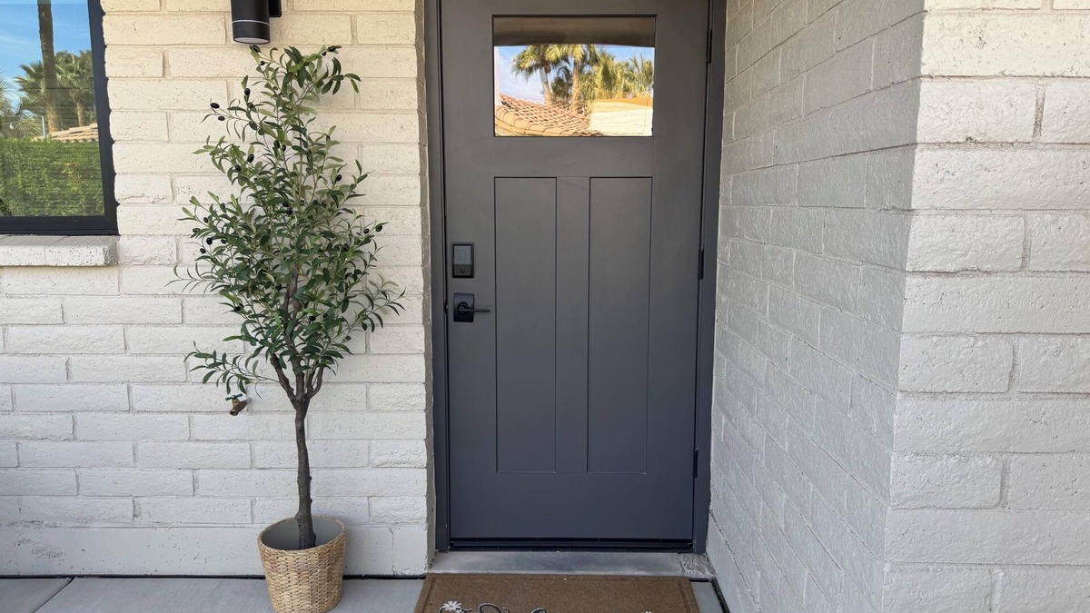 Litchfield Park Apartment | New state-of-the-art Casita on the 9th Green with beautiful pool & pet friendly!