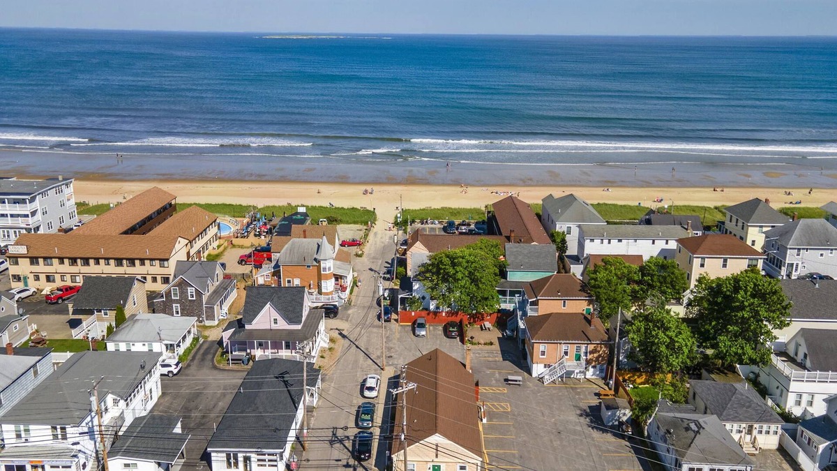 Old Orchard Beach Apartment | NEW! Steps From the Sand & Short Walk to the Pier