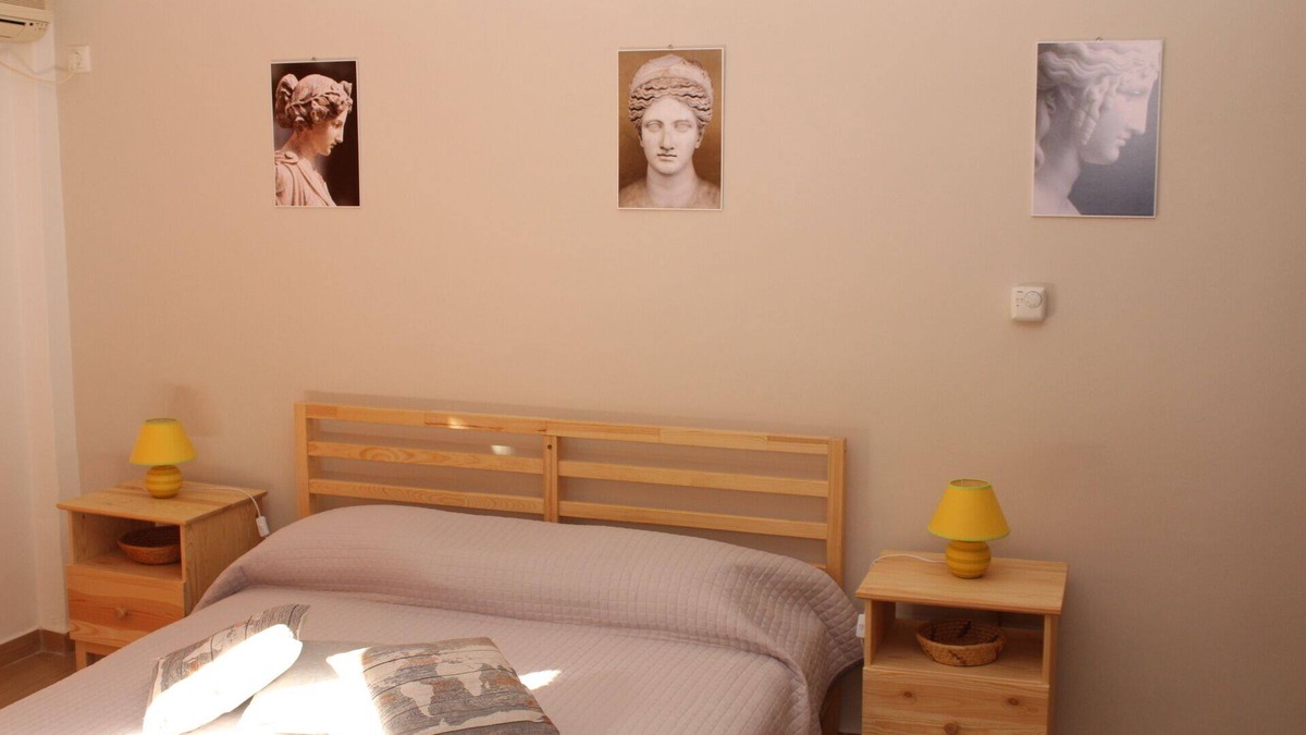 Moschato-Tavros House | New studio with beautiful garden