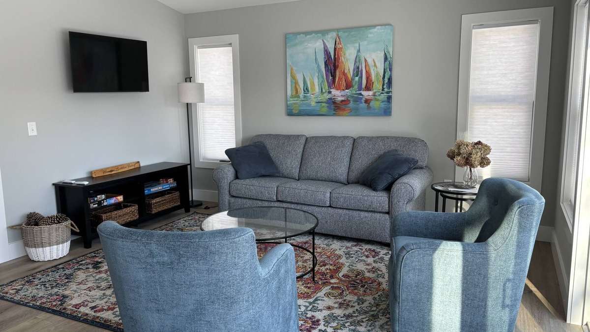 Hammondsport Apartment | New - stunning Keuka lake views. Minutes to wineries, breweries & distilleries
