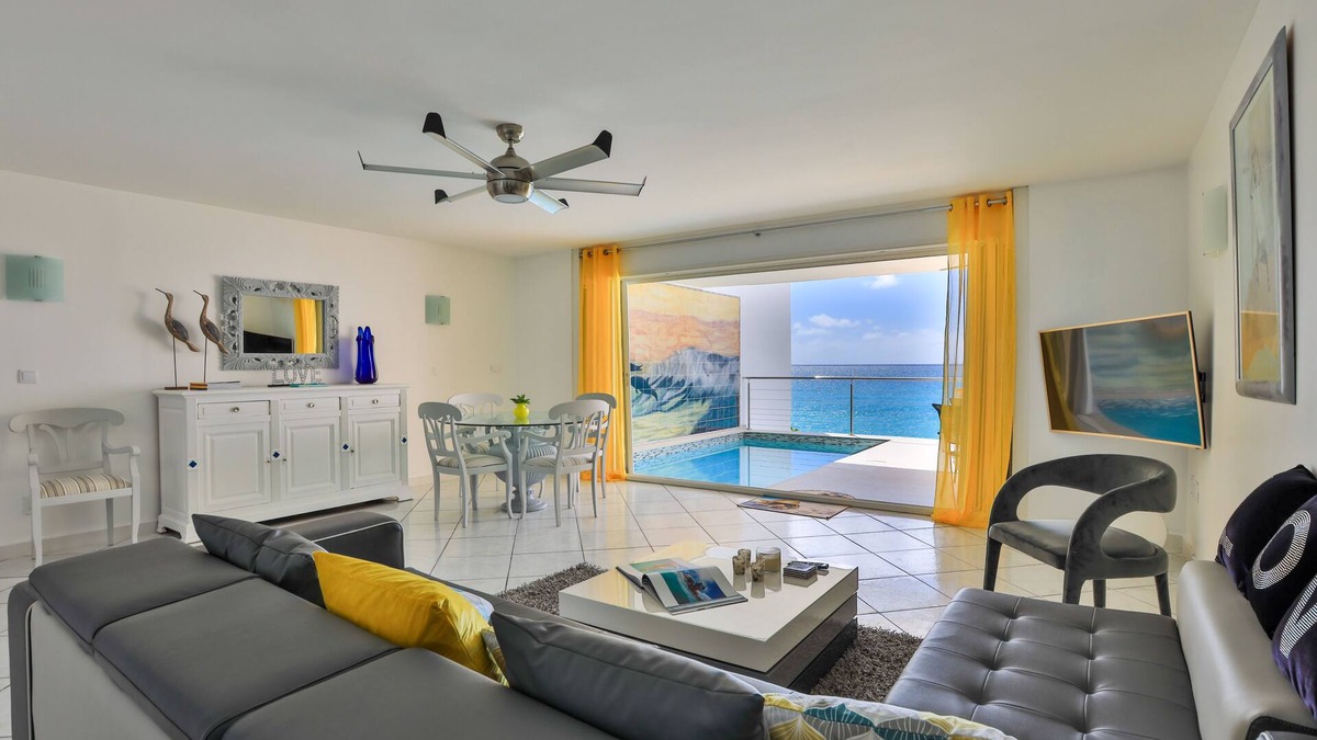 Maho Villa | NEW STUNNING VILLA, VILLA SONRISA, BEACHFRONT OCEAN VIEW