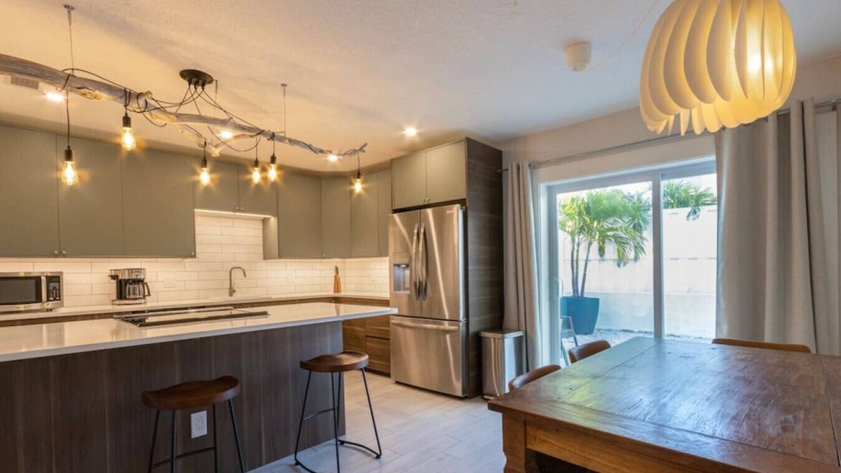 Horton Shores House | NEW! Stylish & Cozy Sea Grape near Beach & Flagler